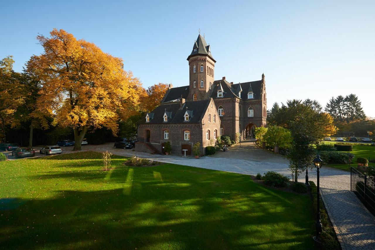 Marienburg Monheim Hotel Monheim am Rhein Buitenkant foto